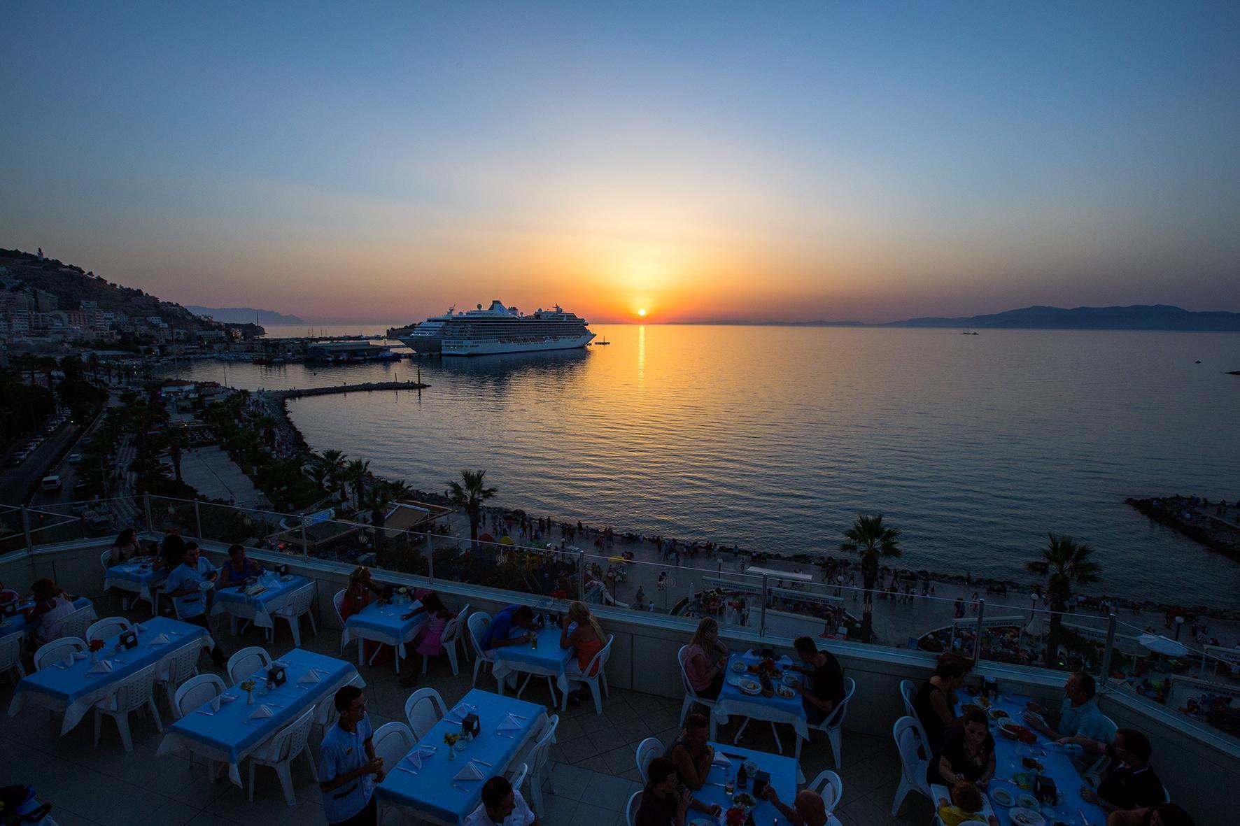 Derici Hotel Kusadası Exterior foto